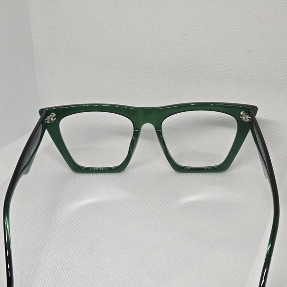 Cat-Eye Glasses - Picture 4 of 9